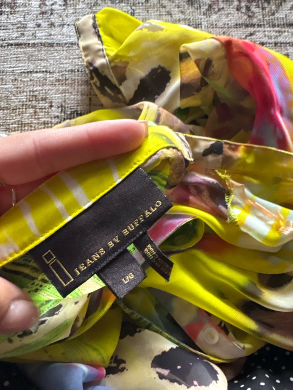 i jeans by Buffalo Neon Yellow Multi-Color Women's Top